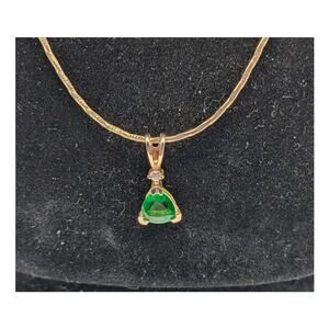 Gold Tone Herringbone Chain Necklace Green Teardrop Pendant 28in READ